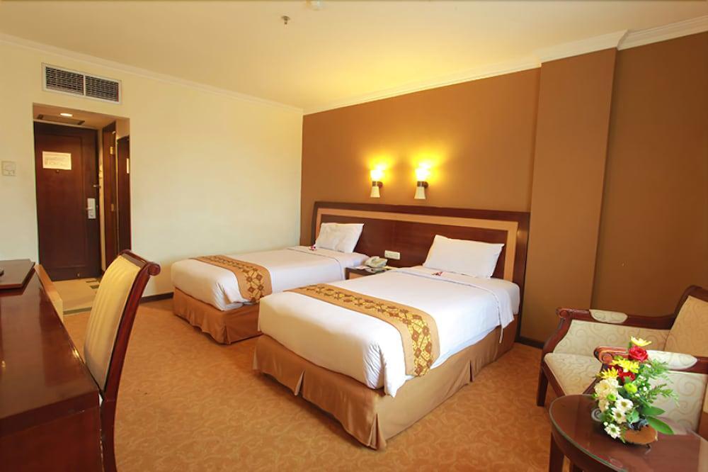 Semesta Heritage Hotel & Convention 세마랑 외부 사진